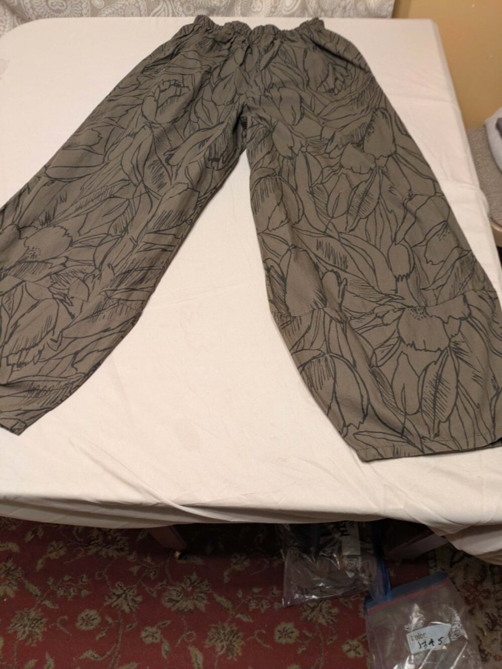 Bryn Walker Harem Pants Olive Green Floral Balloon Lagenlook Cropped Elastic - Picture 7 of 9
